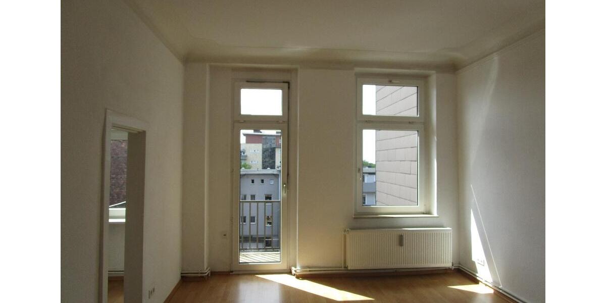 Etagenwohnung Hannover Döhren-Wülfel - 5 Zimmer, 126 m&sup2;, 1.200&euro; | Angebot:25391441