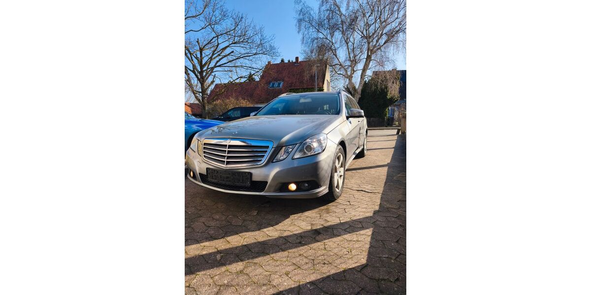 Mercedes-Benz E 200 295.000 km 6.900 &euro; Elze 31008