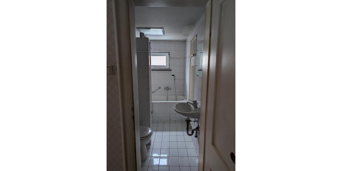 Reihenhaus Hildesheim - 5 Zimmer, 132 m&sup2;, 1.450&euro; | Angebot:26014409