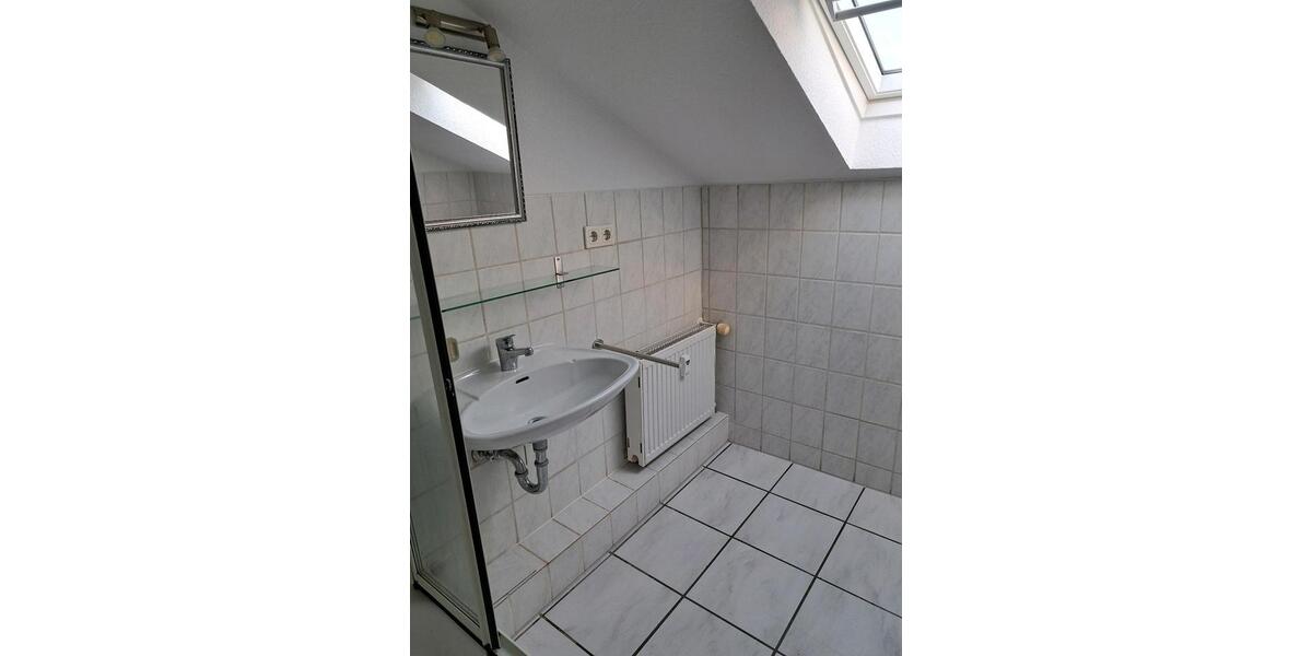 Dachgeschoßwohnung Hildesheim Bockfeld - 2 Zimmer, 45 m&sup2;, 495&euro; | Angebot:26386019