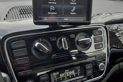 VW UP 83.000 km 5.600 &euro; Diekholzen 31199