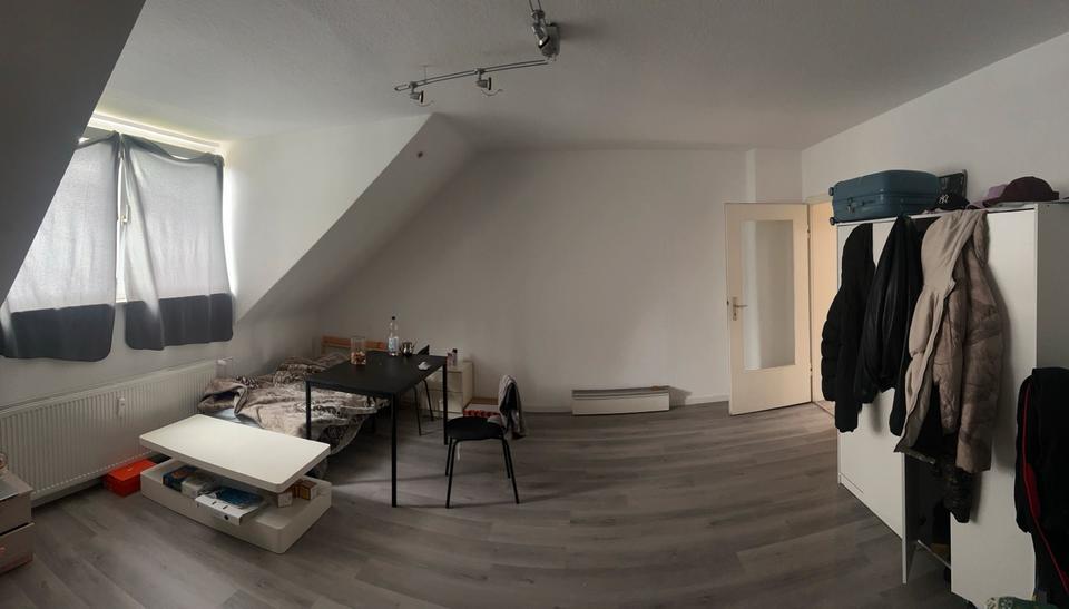 Dachgeschoßwohnung Hannover Döhren-Wülfel - 2 Zimmer, 69 m&sup2;, 220.000&euro; | Angebot:26819817