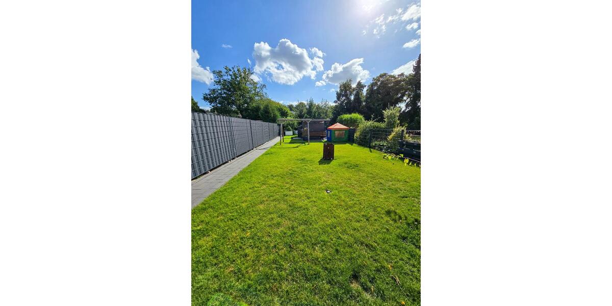 Reihenhaus Salzgitter - 3 Zimmer, 94 m&sup2;, 285.000&euro; | Angebot:25434117