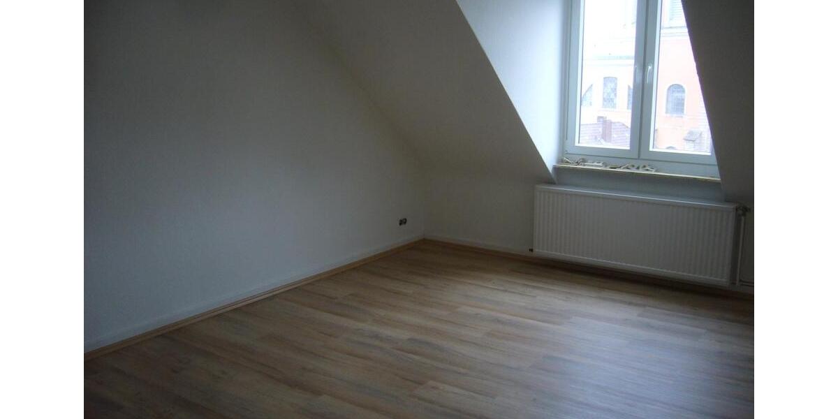 Dachgeschoßwohnung Hannover Mitte - 2 Zimmer, 70 m&sup2;, 560&euro; | Angebot:26676420