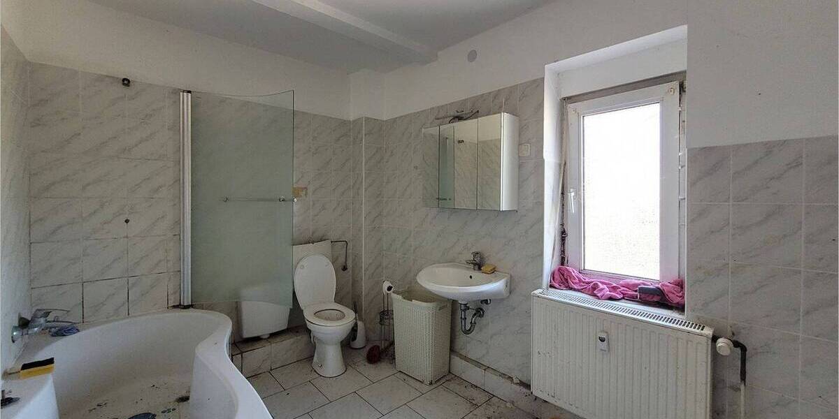 Mehrfamilienhaus, Wohnhaus Duingen - 1 Zimmer, 297 m&sup2;, 134.900&euro; | Angebot:25696075