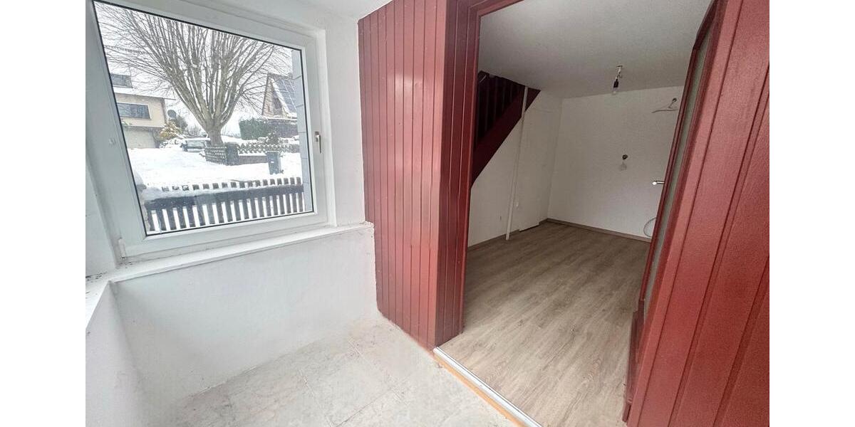 Etagenwohnung Sibbesse - 5 Zimmer, 130 m&sup2;, 980&euro; | Angebot:25352621