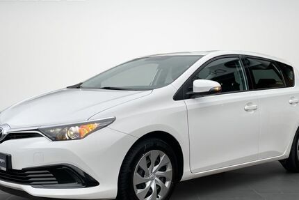 Toyota Auris 112.900 km 9.850 &euro; Hannover 30177