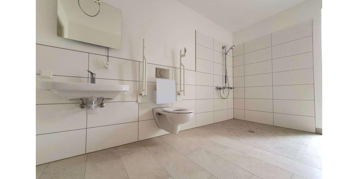 Etagenwohnung Laatzen - 2 Zimmer, 90 m&sup2;, 1.149&euro; | Angebot:25266661