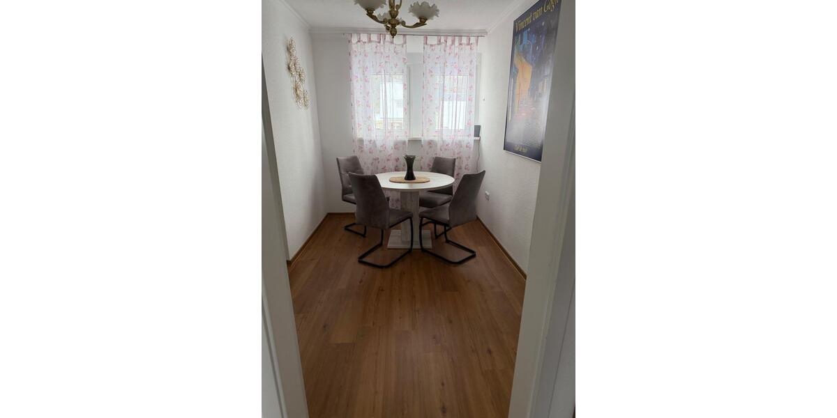 Dachgeschoßwohnung Harsum - 3.5 Zimmer, 70 m&sup2;, 550&euro; | Angebot:26024703