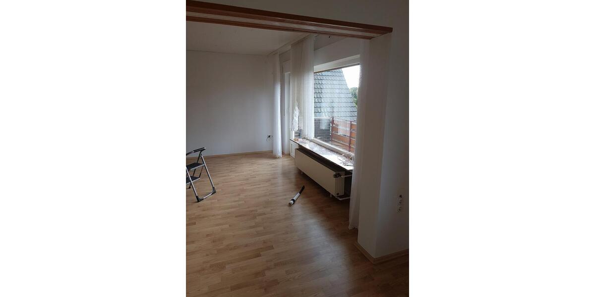 Etagenwohnung Lehrte - 4.5 Zimmer, 100 m&sup2;, 720&euro; | Angebot:26651227