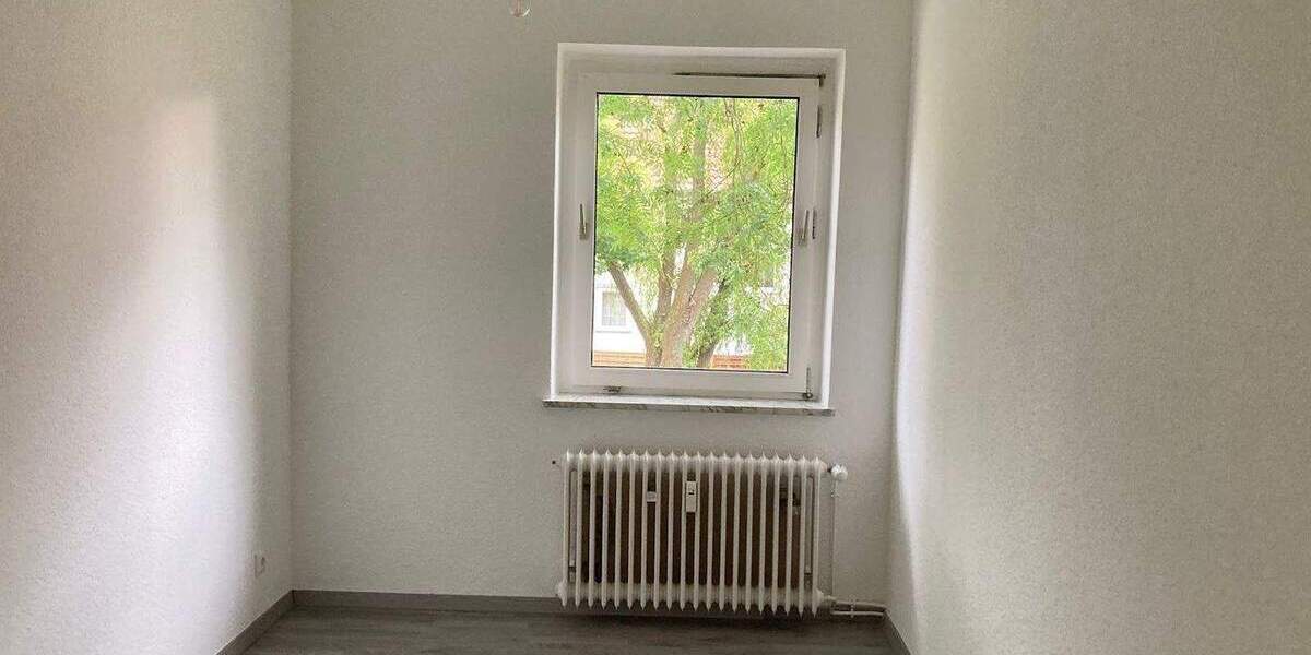 Etagenwohnung Salzgitter Lebenstedt - 3 Zimmer, 57 m&sup2;, 335&euro; | Angebot:25694982