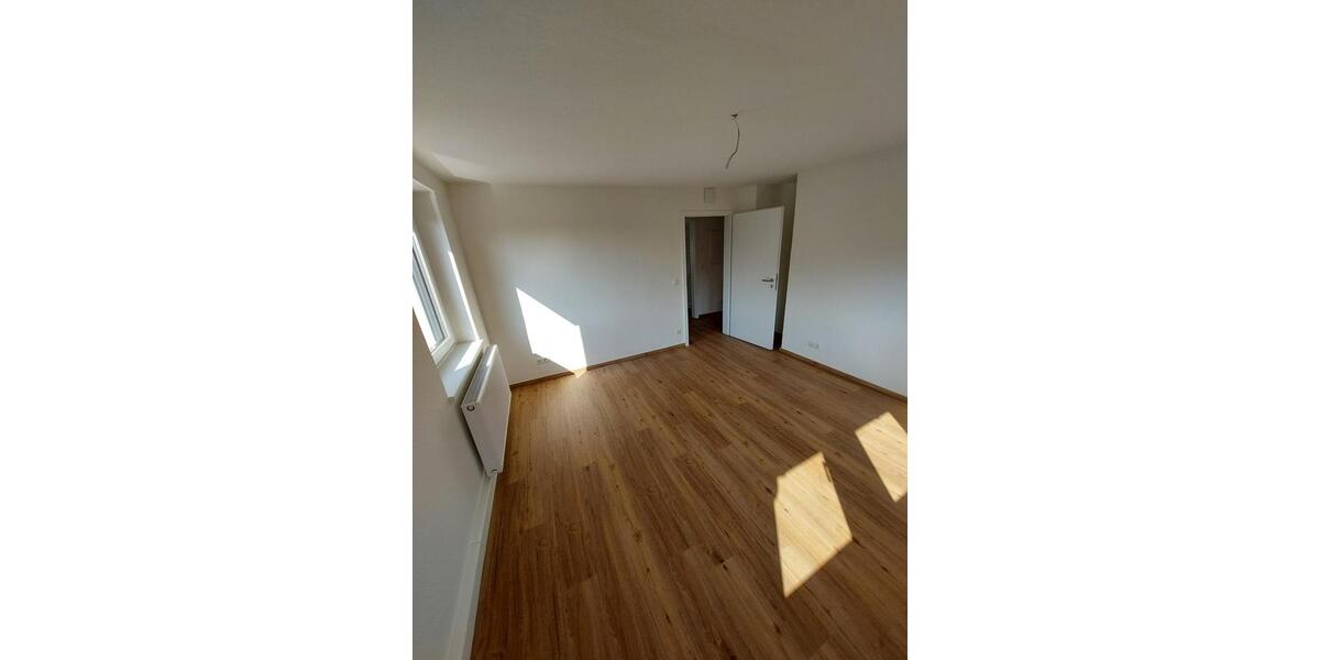 Dachgeschoßwohnung Sarstedt - 3 Zimmer, 57 m&sup2;, 684&euro; | Angebot:25907116