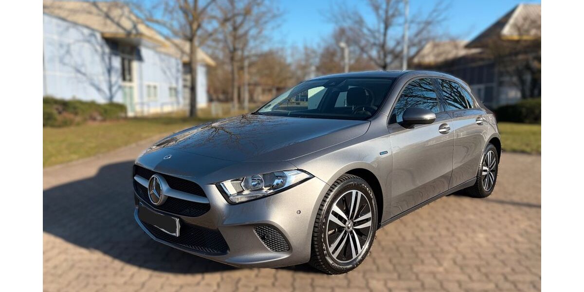 Mercedes-Benz A 250 97.000 km 16.999 &euro; Peine 31224