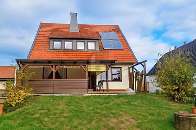 EIN ZUHAUSE, DAS PLATZ FÜR DIE GANZE FAMILIE BIETET - Einfamilienhaus Söhlde | Angebot:25551233