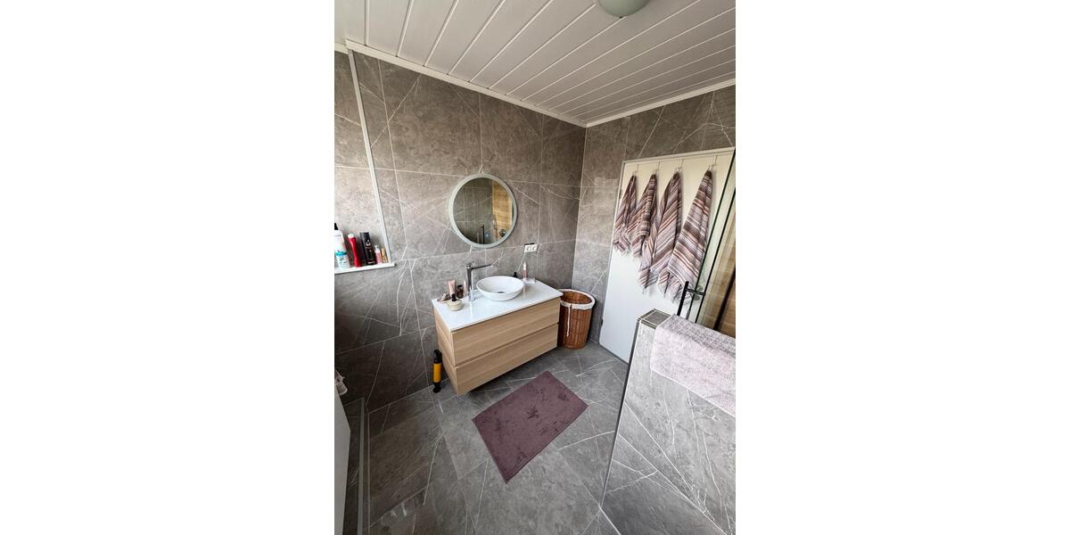 Etagenwohnung Hildesheim Bockfeld - 3 Zimmer, 80 m&sup2;, 950&euro; | Angebot:25237588