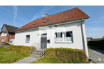 Charmantes Ein- bis Zweifamilienhaus mit großem Garten in begehrter Lage - Einfamilienhaus Sibbesse | Angebot:27027107