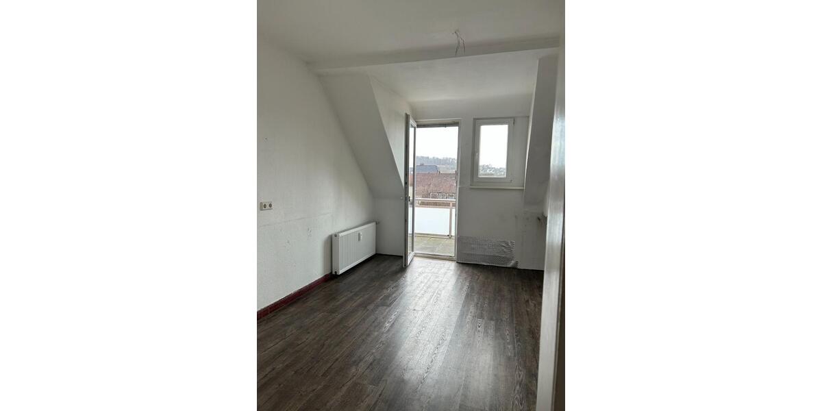 Dachgeschoßwohnung Alfeld (Leine) - 4 Zimmer, 100 m&sup2;, 690&euro; | Angebot:25489018