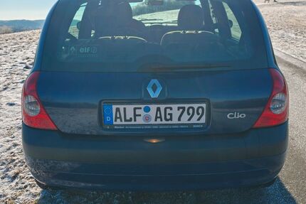 Renault Clio 135.000 km 2.150 &euro; Duingen 31089