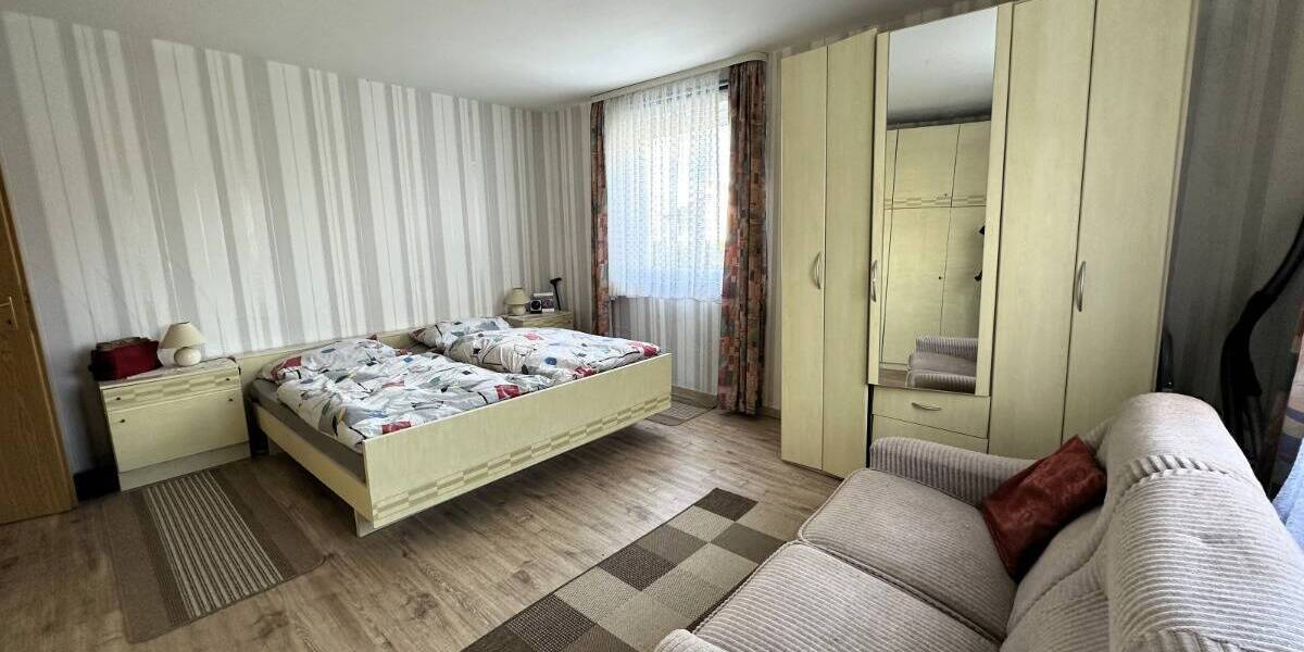 Einfamilienhaus Hildesheim Sorsum - 7 Zimmer, 180 m&sup2;, 349.000&euro; | Angebot:25681957