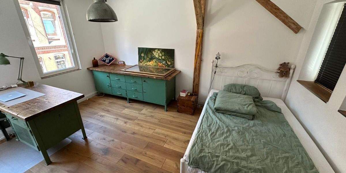 Reihenmittelhaus Hildesheim Ost - 4 Zimmer, 151 m&sup2;, 299.000&euro; | Angebot:25775109