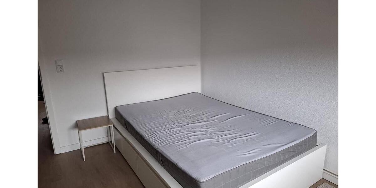Etagenwohnung Hildesheim - 1 Zimmer, 15 m&sup2;, 380&euro; | Angebot:25903308