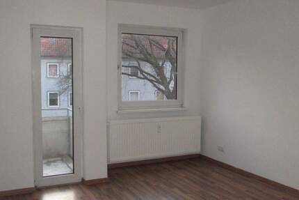 Wohnung Salzgitter Lebenstedt - 3 Zimmer, 52 m&sup2;, 311&euro; | Angebot:25779268