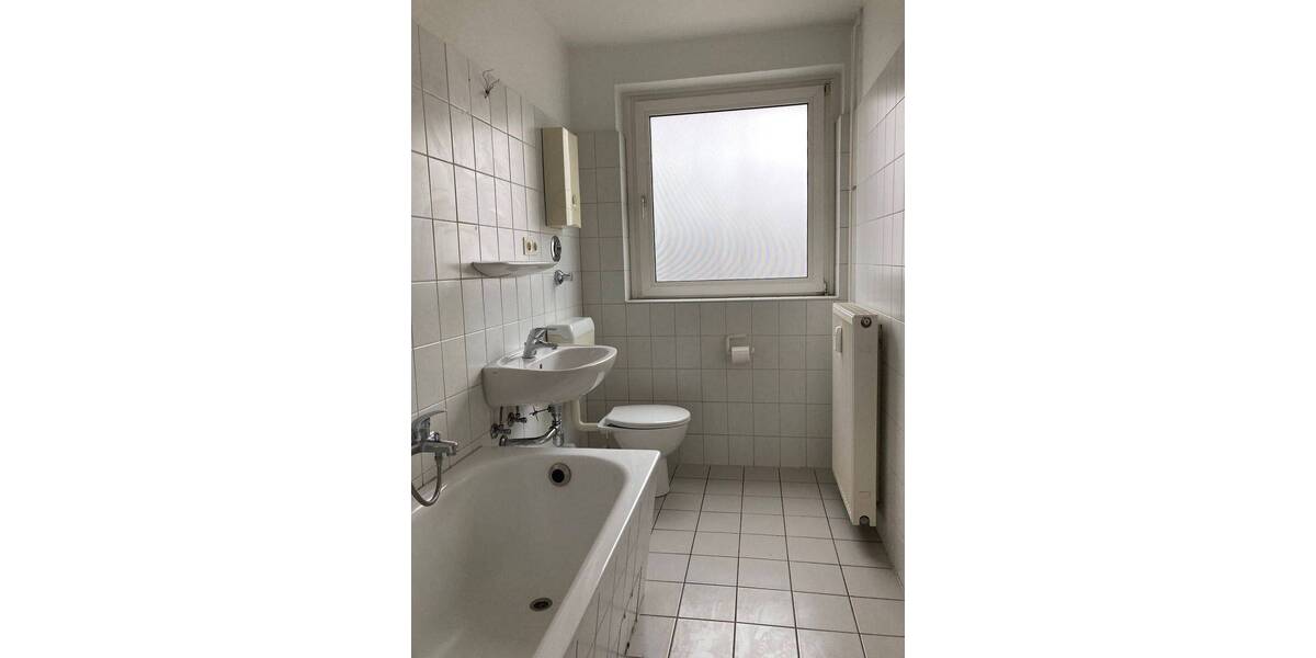 Etagenwohnung Salzgitter Lebenstedt - 3 Zimmer, 58 m&sup2;, 344&euro; | Angebot:25694726