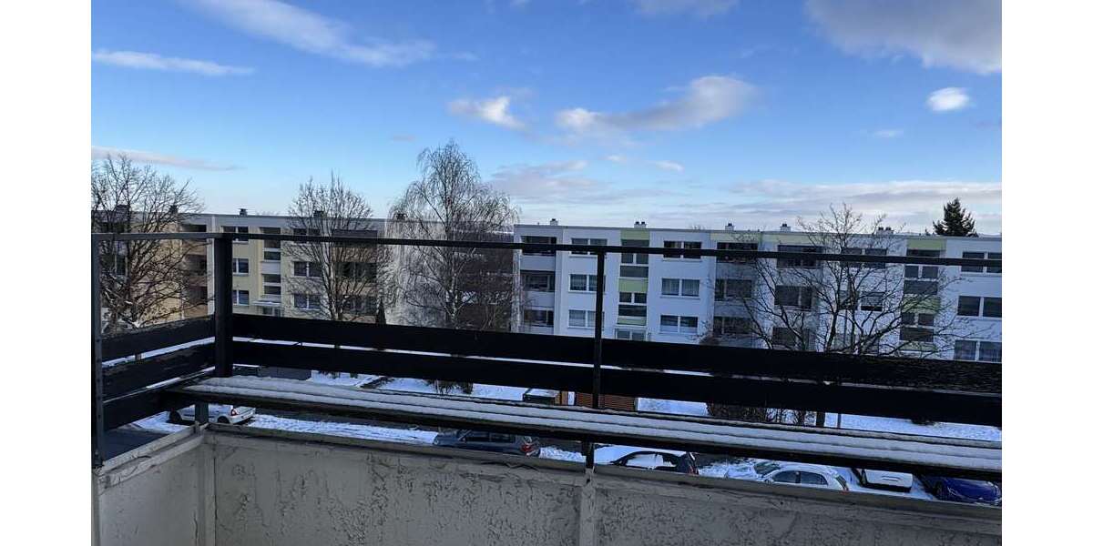 3-Zimmer ETW mit Loggia und Garage - Etagenwohnung Hildesheim Neuhof | Angebot:25920268