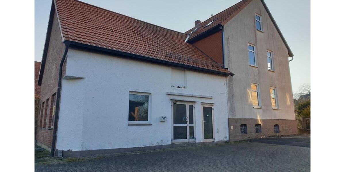 Einfamilienhaus Alfeld (Leine) - 7 Zimmer, 180 m&sup2;, 240.000&euro; | Angebot:25063370