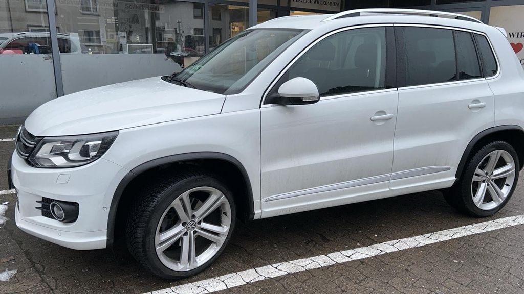 VW Tiguan 107.355 km 14.990 &euro; Hannover Langenhagen 30855
