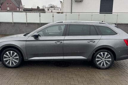 Skoda Superb 256.590 km 12.450 &euro; Salzgitter-Lebenstedt 38226