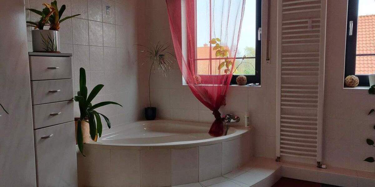 Einfamilienhaus Wennigsen - 7 Zimmer, 244 m&sup2;, 580.000&euro; | Angebot:25718926