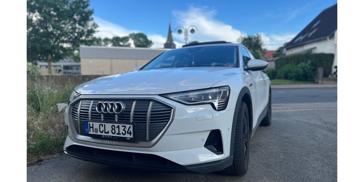 Audi e-tron 90.800 km 23.700 &euro; Lehrte 31275