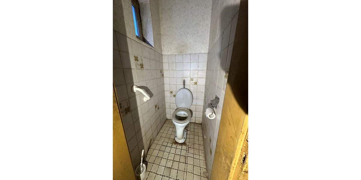 Einfamilienhaus Gronau - 6 Zimmer, 168 m&sup2;, 139.000&euro; | Angebot:25927985