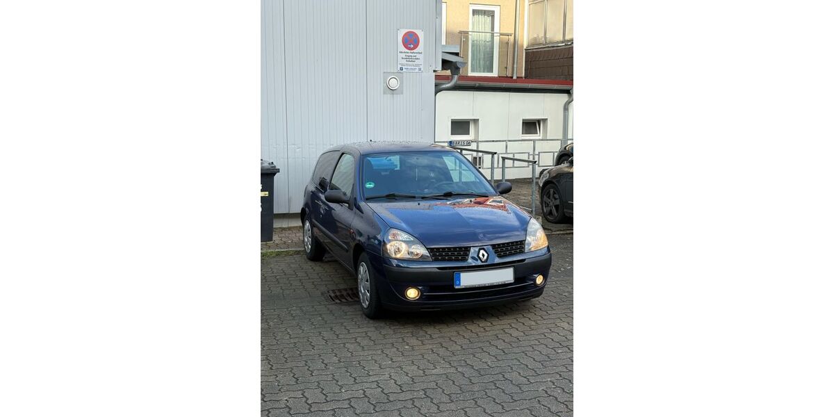 Renault Clio 167.000 km 1.650 &euro; Salzgitter 38259