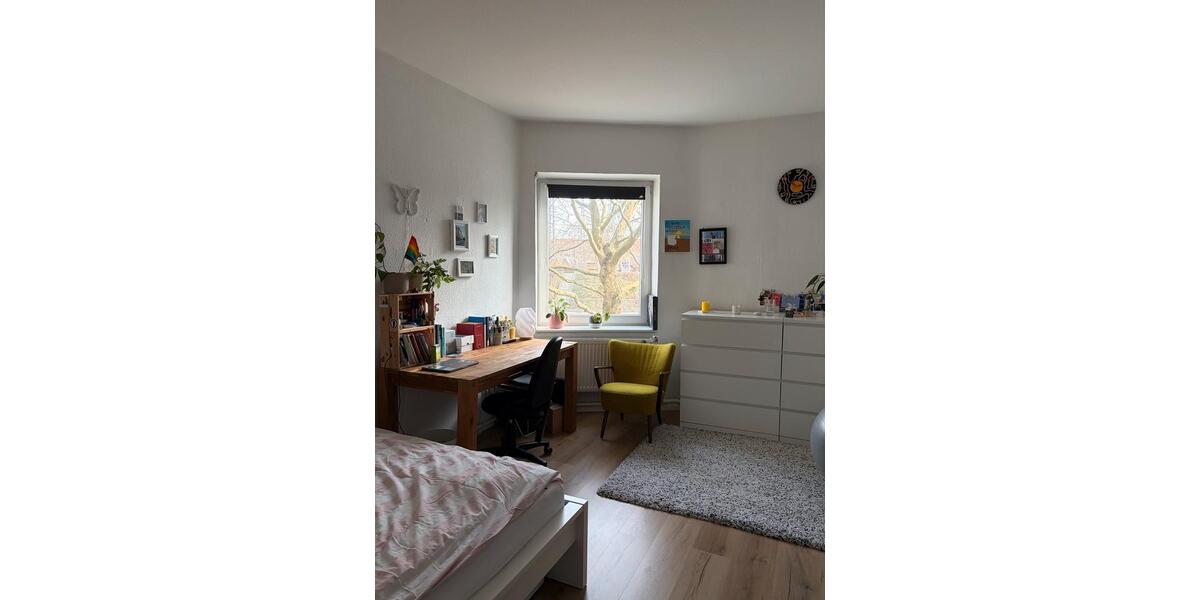 Etagenwohnung Hannover - 4 Zimmer, 120 m&sup2;, 1.790&euro; | Angebot:25808161