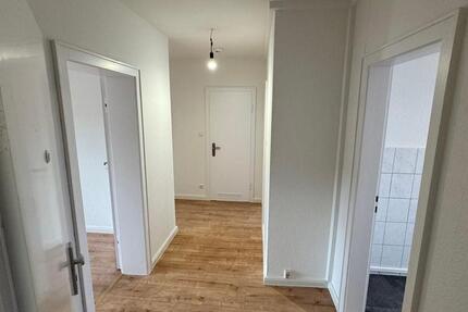 Wohnung Hannover Herrenhausen-Stöcken - 3 Zimmer, 63 m&sup2;, 695&euro; | Angebot:25180127