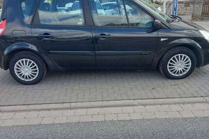 Renault Scenic 142.903 km 2.600 &euro; Giesen 31180