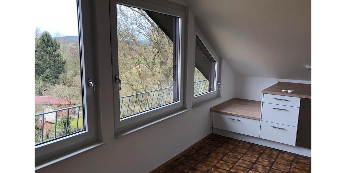 Dachgeschoßwohnung Holle - 4 Zimmer, 94 m&sup2;, 1.050&euro; | Angebot:25291873