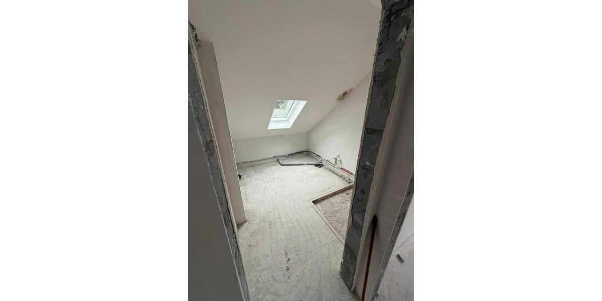 Einfamilienhaus Alfeld (Leine) - 12 Zimmer, 240 m&sup2;, 390.000&euro; | Angebot:25703681