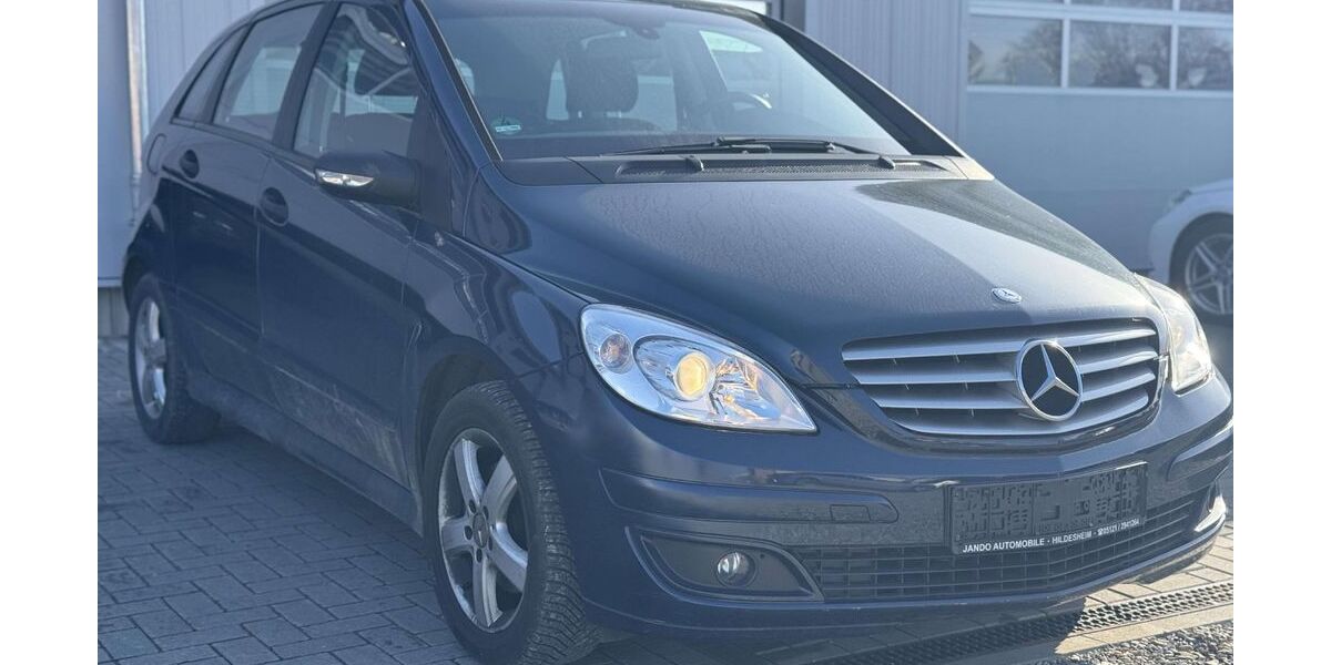 Mercedes-Benz B 200 217.986 km 3.000 &euro; Hildesheim 31137