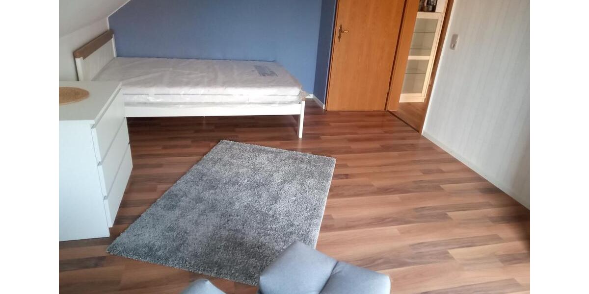 Dachgeschoßwohnung Giesen - 1 Zimmer, 40 m&sup2;, 510&euro; | Angebot:25869758