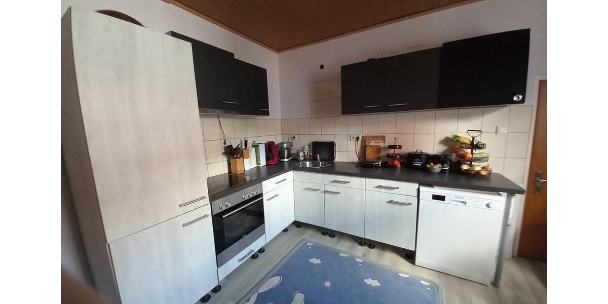 Einfamilienhaus Delligsen - 5 Zimmer, 120 m&sup2;, 980&euro; | Angebot:26611155