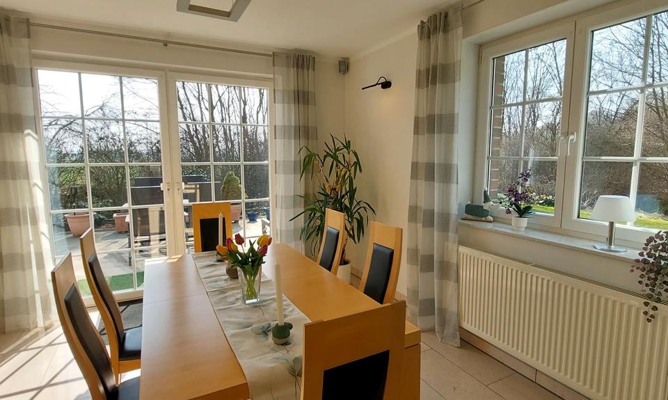 Einfamilienhaus Ilsede - 10 Zimmer, 277 m&sup2;, 625.000&euro; | Angebot:27096233