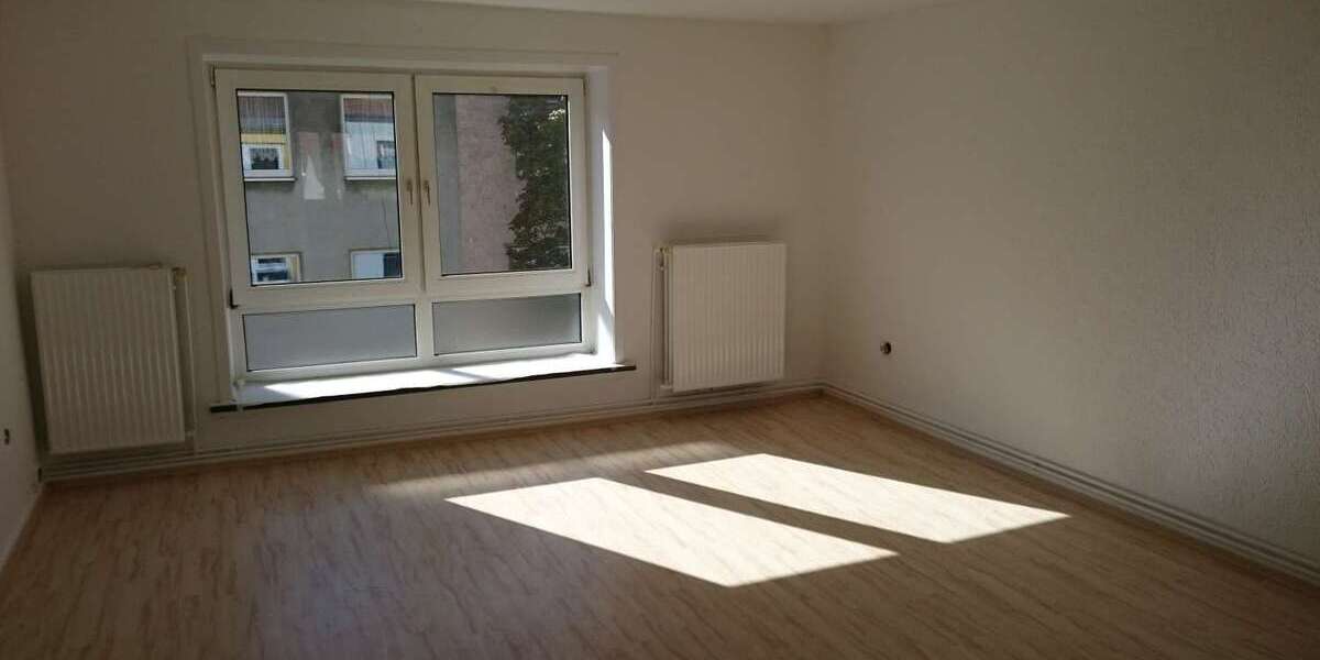 Etagenwohnung Hildesheim Neustadt - 3 Zimmer, 77 m&sup2;, 715&euro; | Angebot:24736859