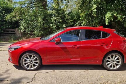 Mazda 3 94.000 km 13.400 &euro; Hannover 30657
