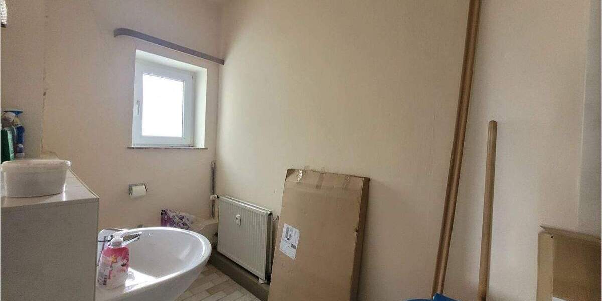 Mehrfamilienhaus, Wohnhaus Duingen - 1 Zimmer, 297 m&sup2;, 134.900&euro; | Angebot:25696075