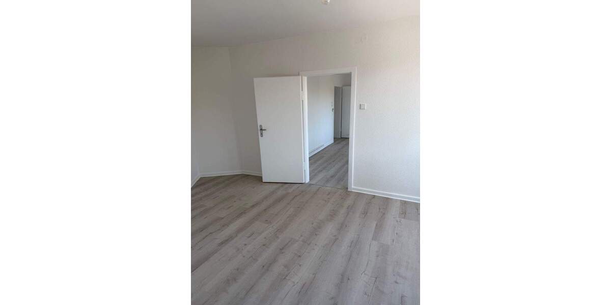 Etagenwohnung Hildesheim Ost - 2 Zimmer, 48 m&sup2;, 420&euro; | Angebot:25939409