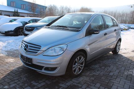 Mercedes-Benz B 180 327.550 km 2.689 &euro; Coppenbrügge 31863