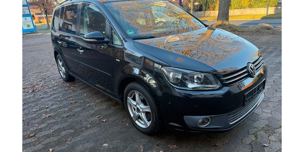 VW Touran 103.000 km 10.999 &euro; Adenstedt 31246